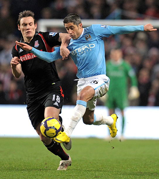 及顽强的比 及顽强的比