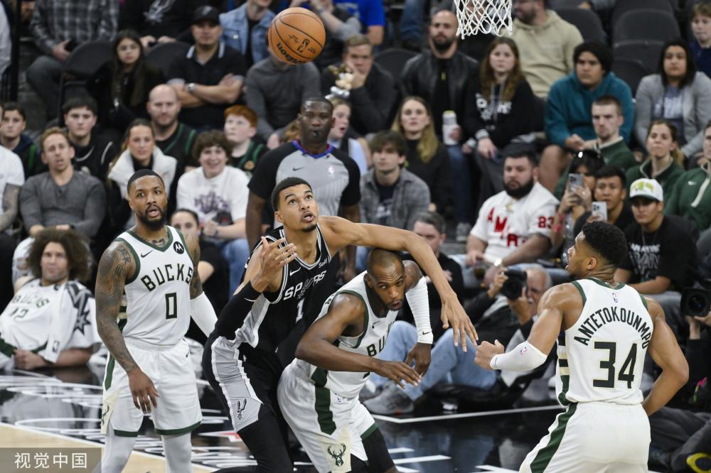 瞬间引起了 瞬间引起了